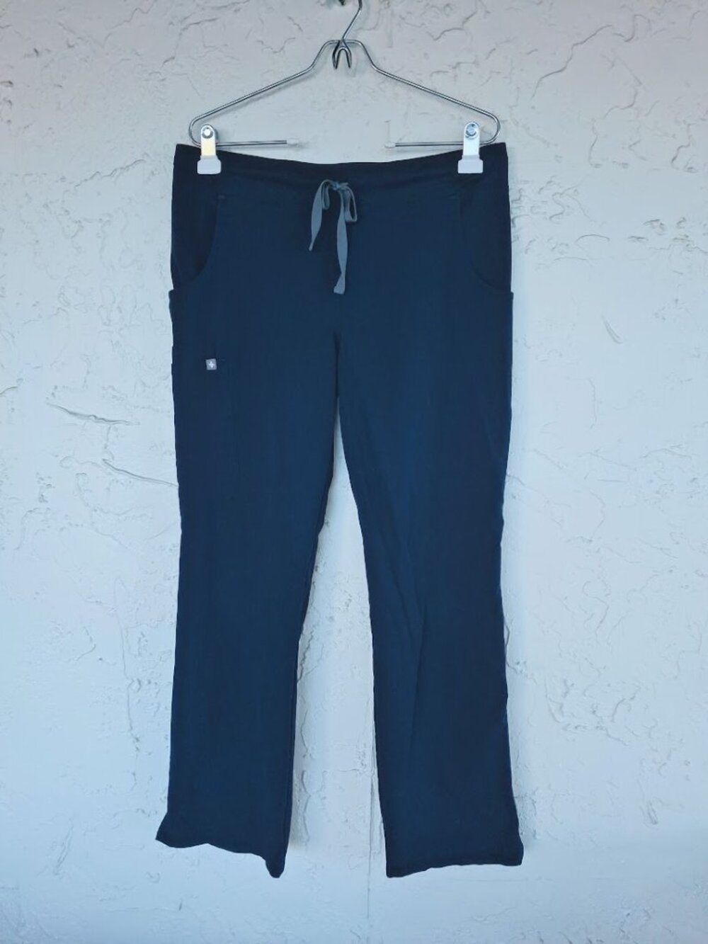 FIGS - Women's Isabel High Rise Wide Leg Scrub Pant Navy Blue M